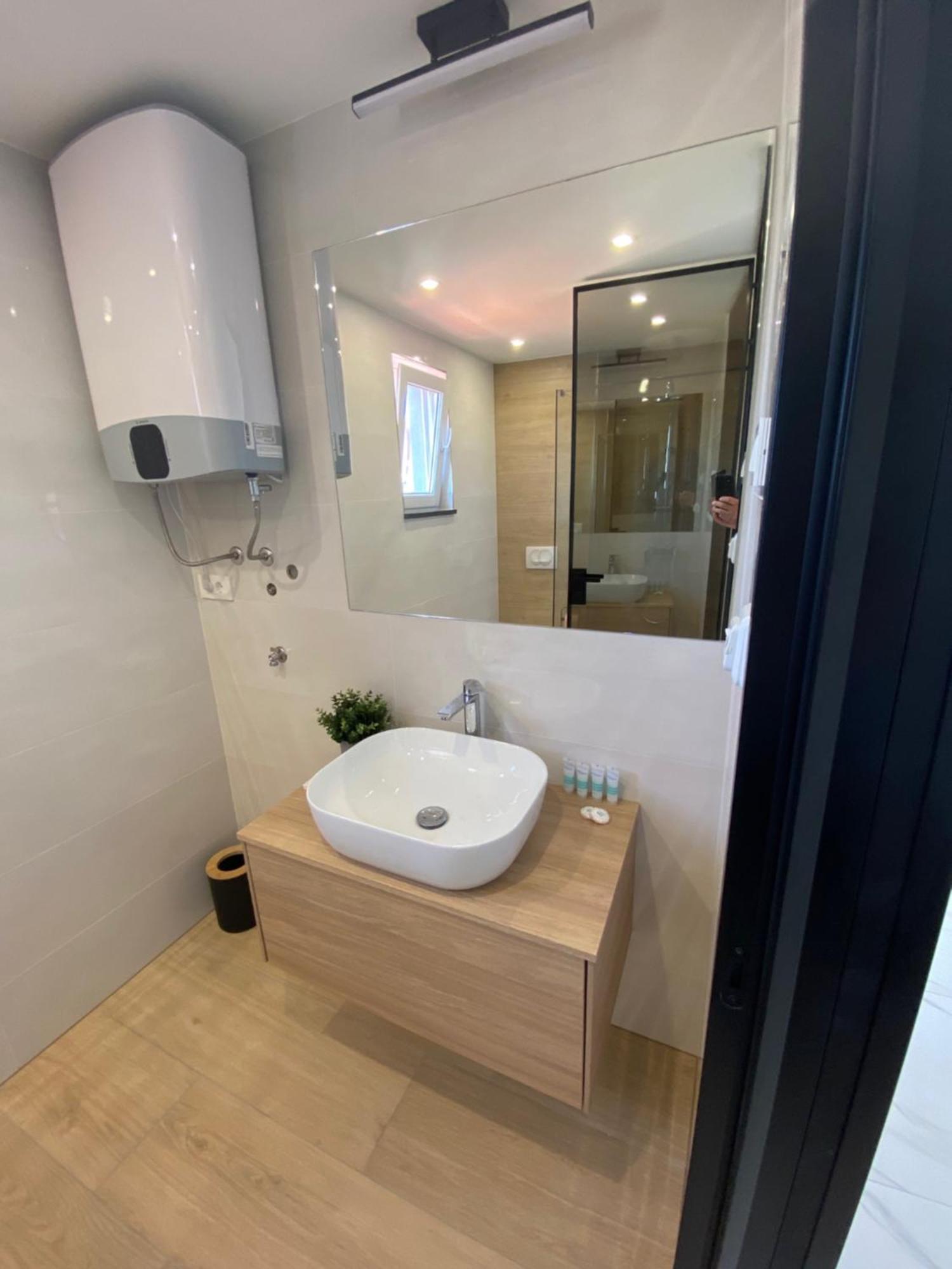 Guest House Ana Residence Zadar Ngoại thất bức ảnh